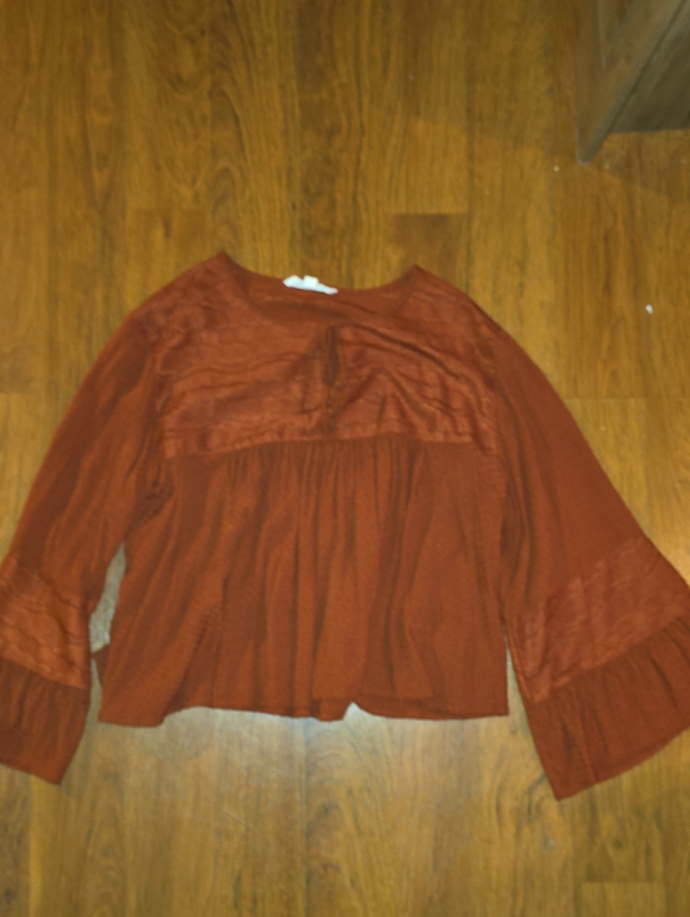 Women’s Rust Tie-Front Bell Sleeve Blouse